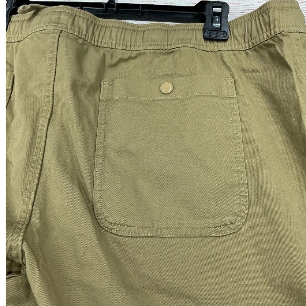 Duluth Trading Co BBQ Standard Fit 9